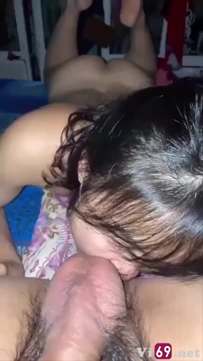 Mỗi lần gặp là bé lại cho anh bất ngờ về độ dâm của em