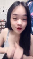 Mặt sinh viên nhưng em lại thích đóng phim người lớn