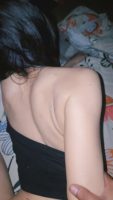 Em gái U20 bán cà phê vỉa hè làm tăng ca buổi tối