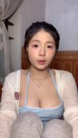 Lanxinhyeu mặc đồ ngủ sexy, khoe khe vú trắng nõn