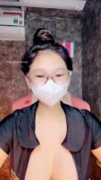 Dâm nữ Ly xù vú như quả mướp nghịch toy hồng P2