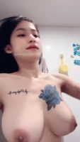 Bảo Trân 2k4 banh háng xoa mép bím hồng cực nứng