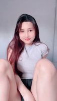 Lamonly chubby cute múp míp ngồi massage vú khủng