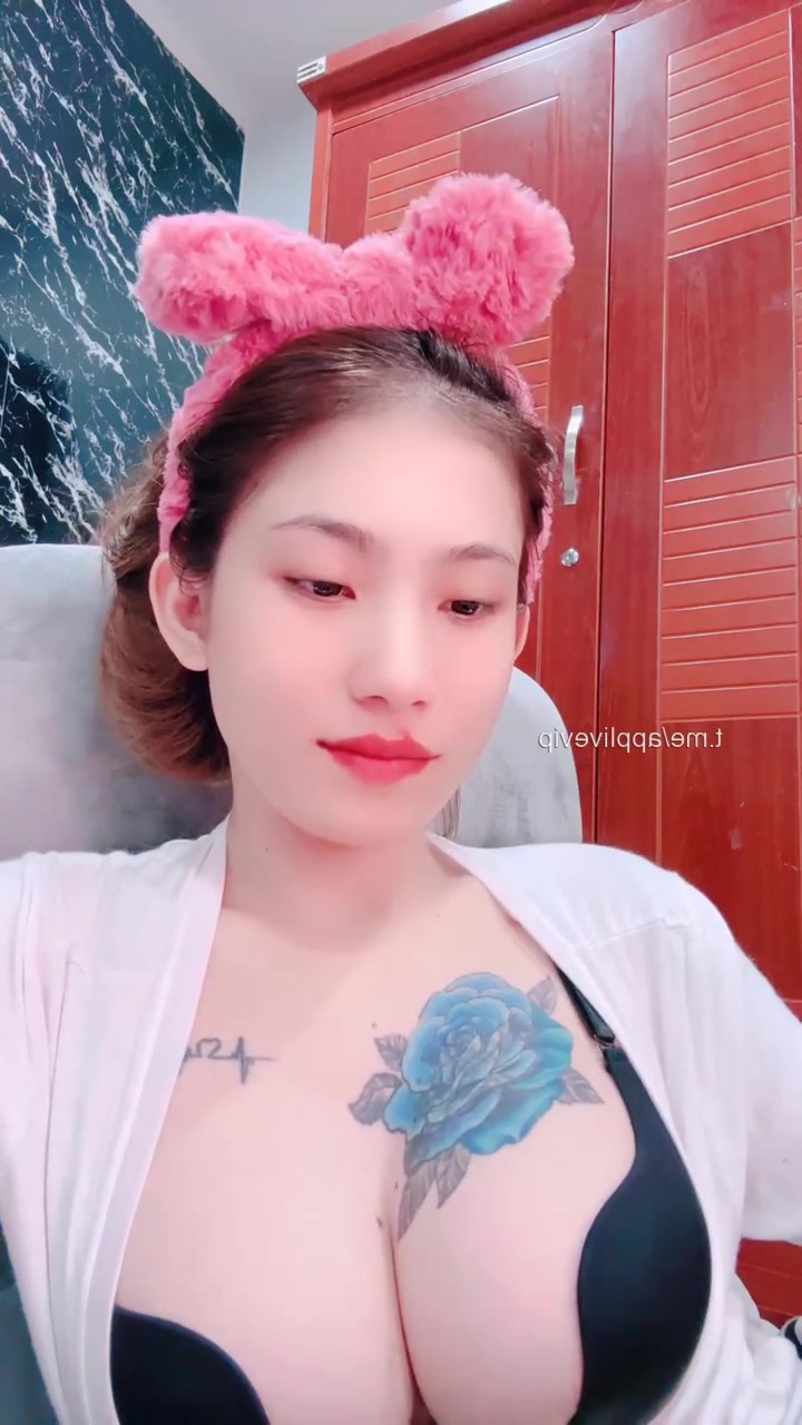 Cuối năm nhìn tình hình căng quá nhỉ