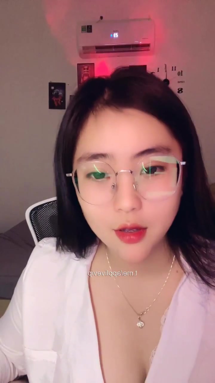 Bé Chang YYlive dạo này mũm mĩm quá