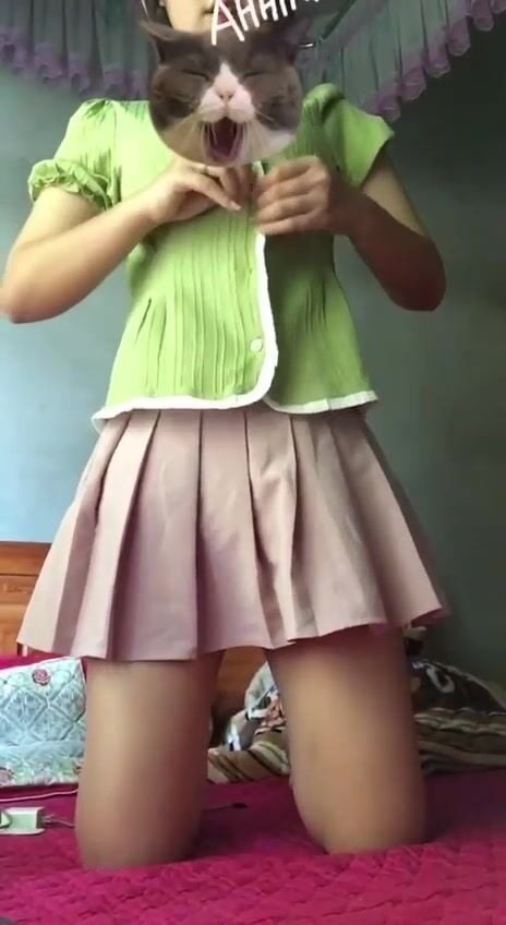 Gái xinh mình dây dâm đãng show dáng thủ dâm cho mấy anh sục - 3 (Teen, mình dây)
