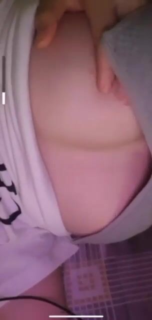 Call video với em ghệ sinh viên mới lớn nữa đêm show cặp bưởi bự non cho a xem p1