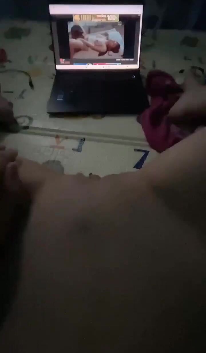 Thùy Trâm 2k mình dây show dú thủ dâm - 1 (Teen,mình dây)