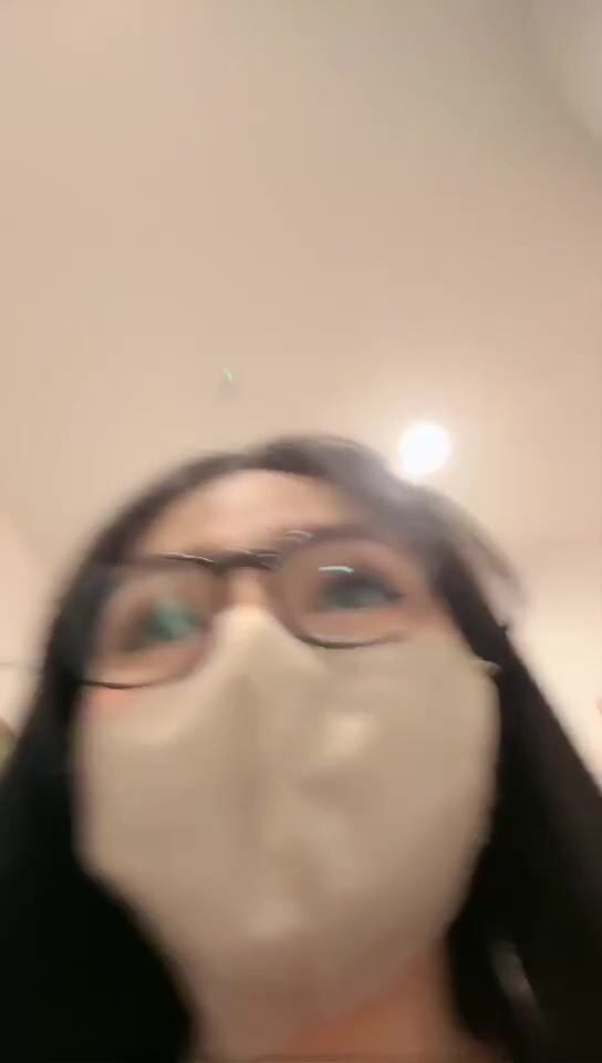 Eira 2004, Vào Quán Cafe nứng Bóp Vú, Cởi quần lót khoe lồn live sex