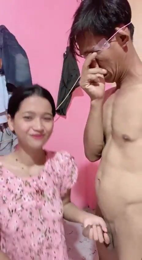 Cho vợ live sex bú cu địt nhau với trai dâm đãng phần 1