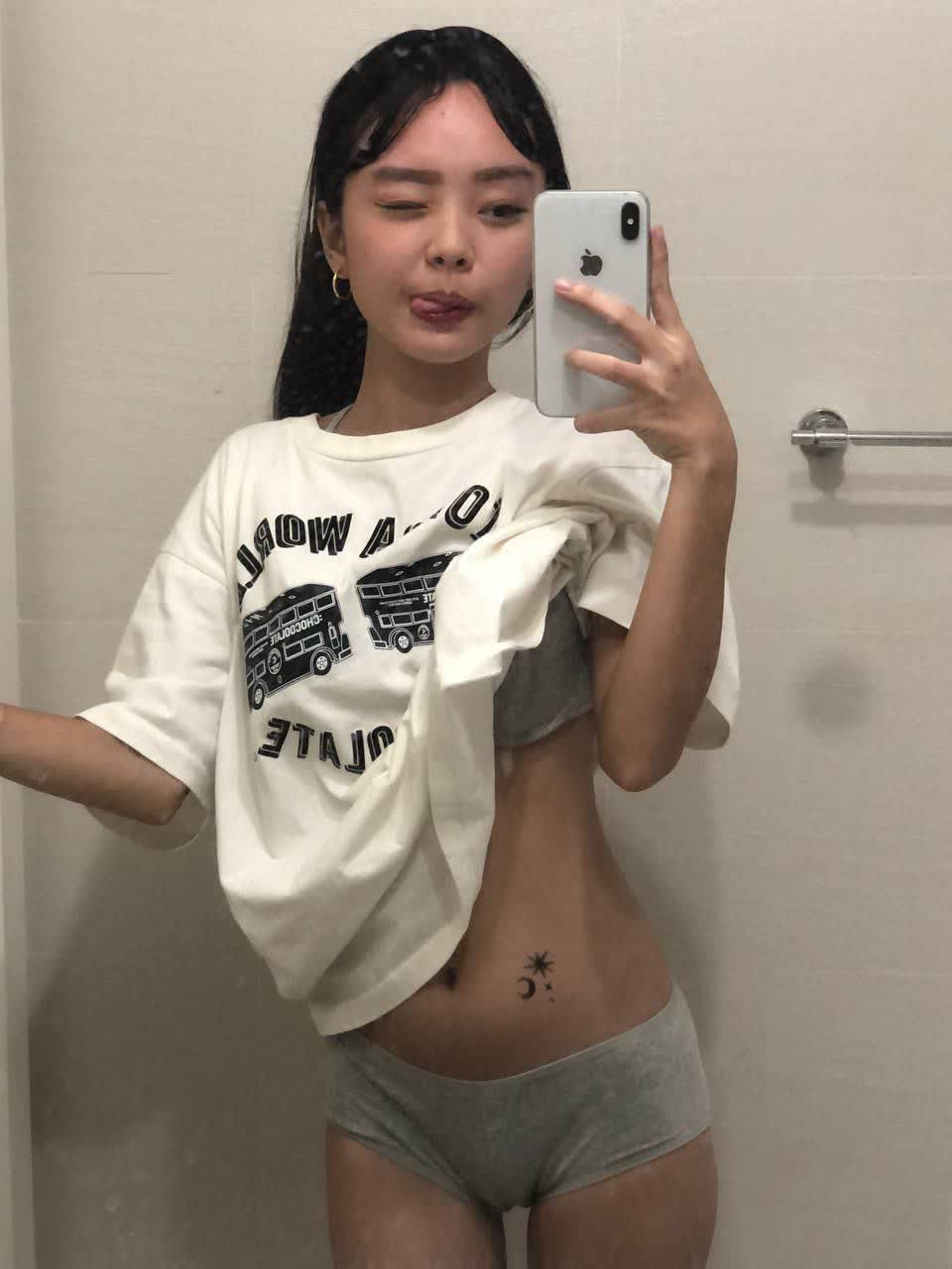 Teen 2k3 non tơ mình dây bị nyc tung full clip show và địt p3