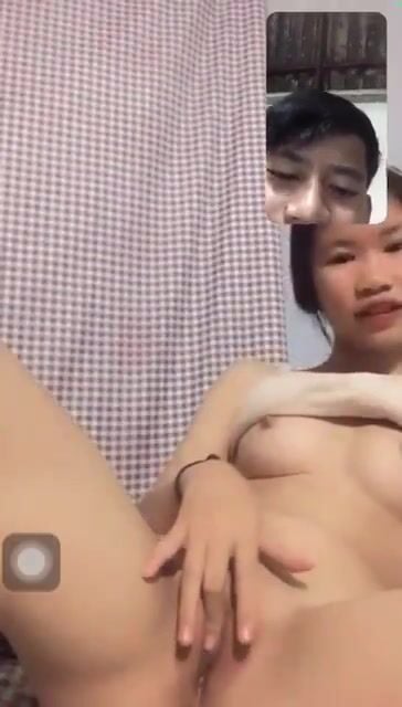 Em gái call sex với thằng anh họ, tình tứ như là người yêu.