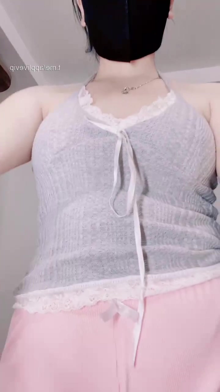 Lehaydoi chubby mặc bikini sexy ánh mắt mời gọi đầy dâm đãng P2