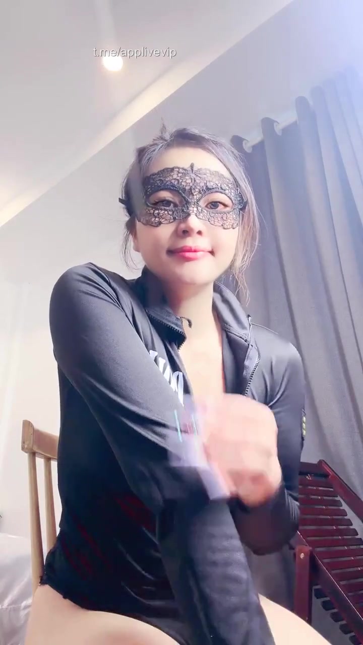 Có em nào hữu duyên cho chị HoaLan mút dưa không nào?