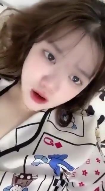 Mở loa lên ae, gái xinh dâm