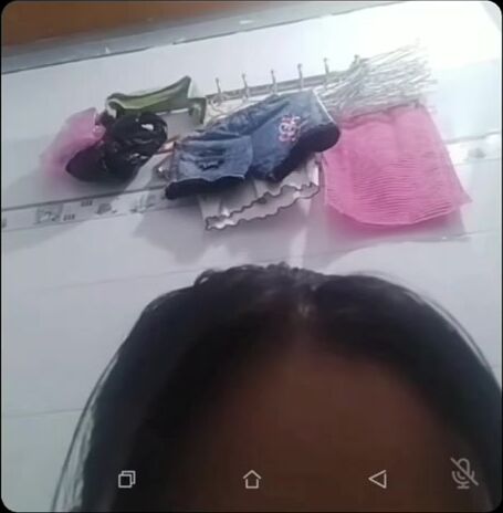 Mai Anh 2k3 Non Tơ Show Hàng Móc Bướm Trong Nhà Vệ Sinh