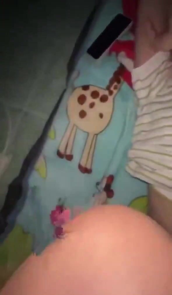 Khoản khắc sung sướng của thằng em họ 2k4 rảnh rỗi đụ sướng cùng chị gái.