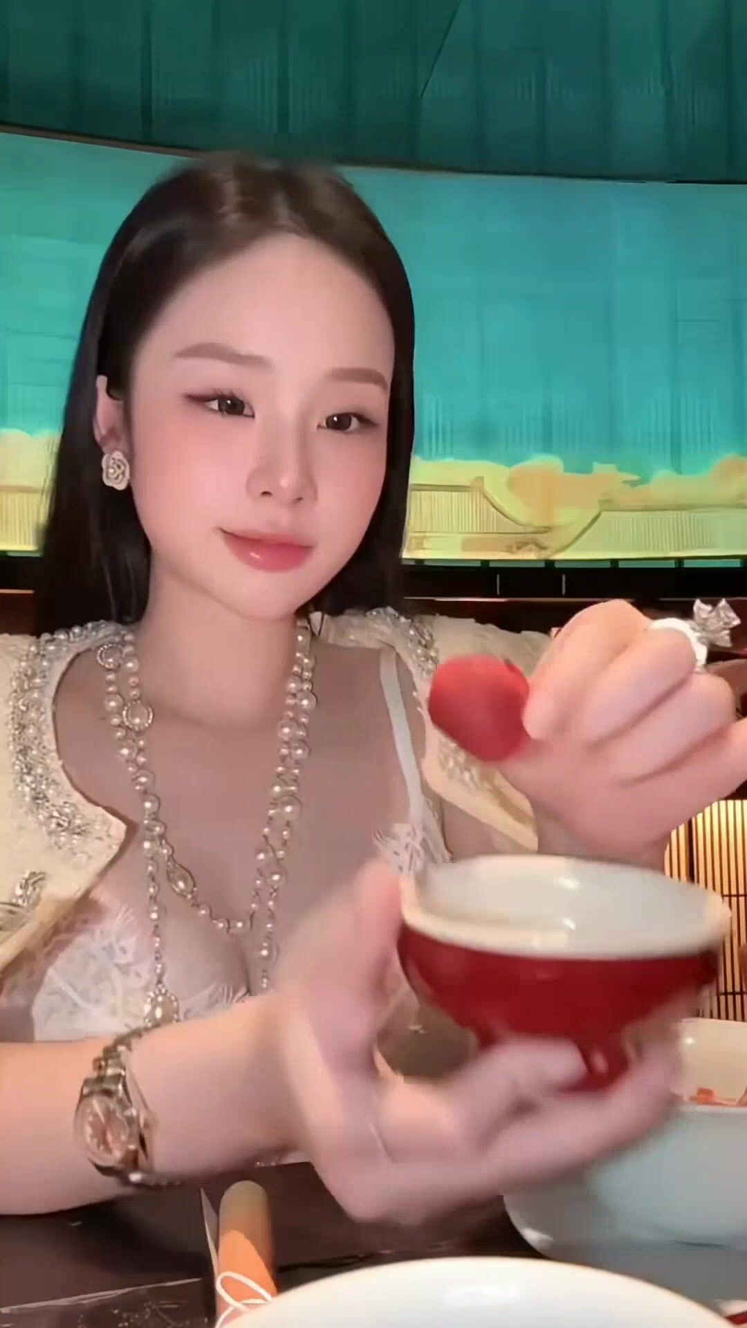 Sâu quá chồng ơi lộ clip sex Tiktoker Thu Hương phần 1