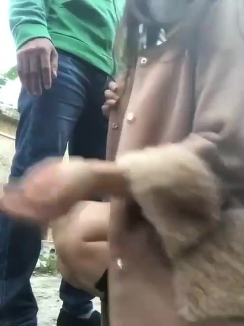 ĐANG NỨNG LỒN, GẶP A GRAP, BÚ CU CHO ANH LUÔN KKK
