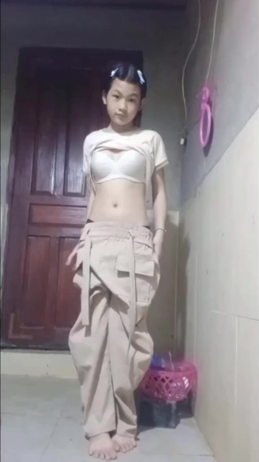 Gạ địt thành công bé nứng sớm tò mò - phần 1
