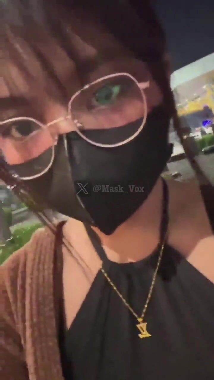 Thua kèo nên phải trả clip thủ dâm trong NVS VinCom #2